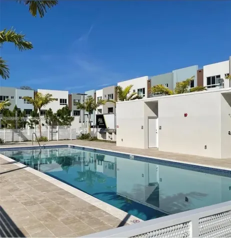 2561 NE 193rd Street Miami FL 33180