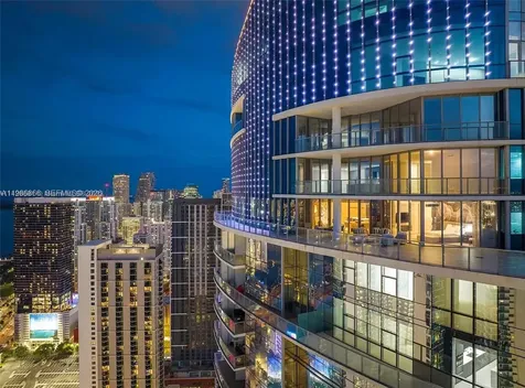 851 NE 1st Avenue Miami FL 33132