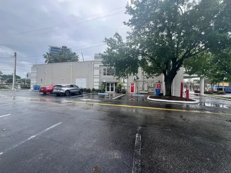 13750 Biscayne Boulevard North Miami Beach FL 33181