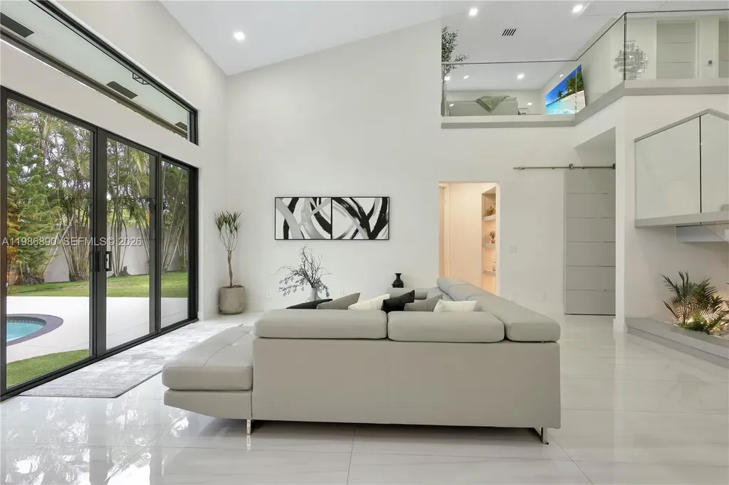 10081 Umberland Place Boca Raton FL 33428