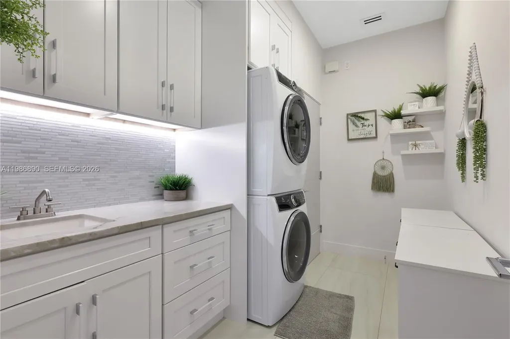 10081 Umberland Place Boca Raton FL 33428