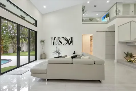 10081 Umberland Place Boca Raton FL 33428