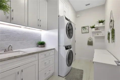10081 Umberland Place Boca Raton FL 33428