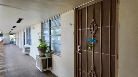 16901 NE 13th Avenue Miami FL 33162