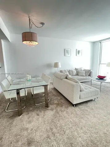 253 NE 2nd Street Miami FL 33132
