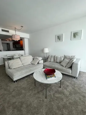 253 NE 2nd Street Miami FL 33132