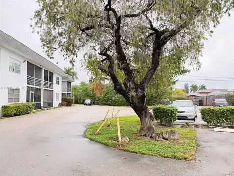 6503 Winfield Boulevard Margate FL 33063