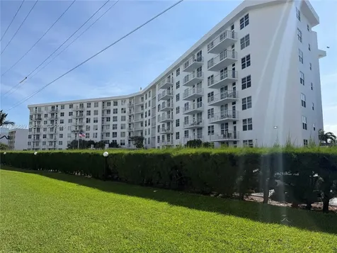 2851 S Ocean Boulevard Boca Raton FL 33432