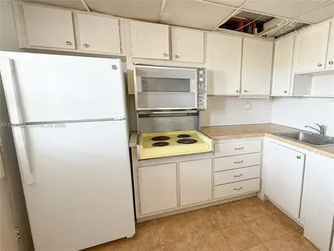 2930 Point East Drive Aventura FL 33160