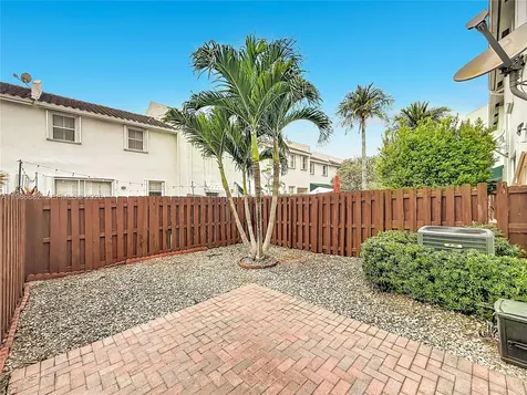4330 NW 114th Place Doral FL 33178