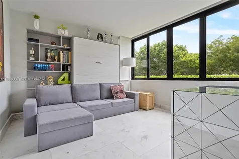 610 Harbor Circle Key Biscayne FL 33149