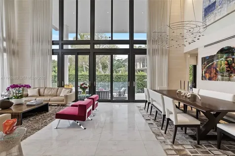 610 Harbor Circle Key Biscayne FL 33149
