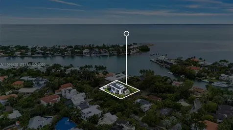 610 Harbor Circle Key Biscayne FL 33149