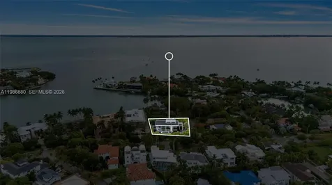 610 Harbor Circle Key Biscayne FL 33149