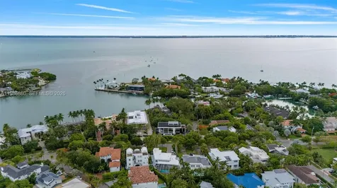 610 Harbor Circle Key Biscayne FL 33149