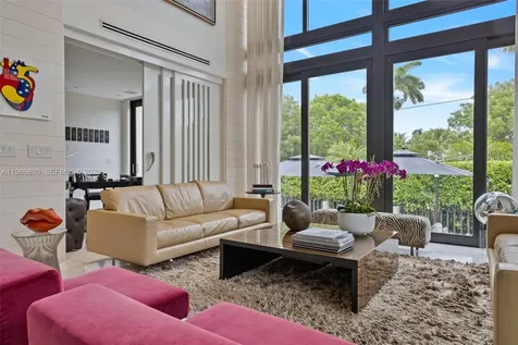610 Harbor Circle Key Biscayne FL 33149