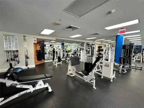6051 N Ocean Drive Hollywood FL 33019