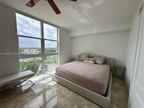 6051 N Ocean Drive Hollywood FL 33019