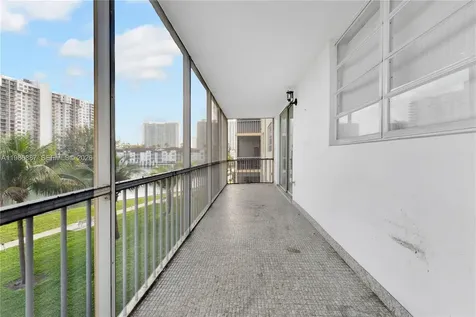2999 Point East Drive Aventura FL 33160