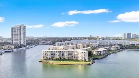 2999 Point East Drive Aventura FL 33160