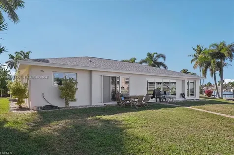 1819 SE 43 Street Cape Coral FL 33904