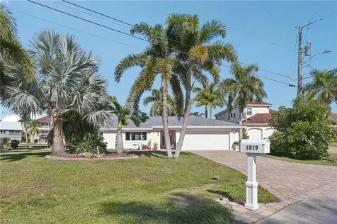 1819 SE 43 Street Cape Coral FL 33904