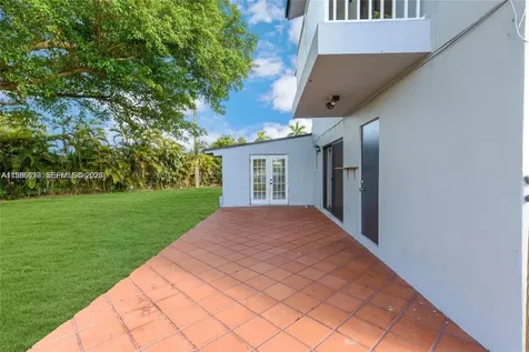 9005 SW 56th Street Miami FL 33165