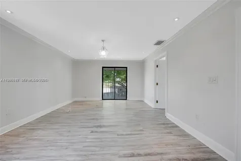 9005 SW 56th Street Miami FL 33165