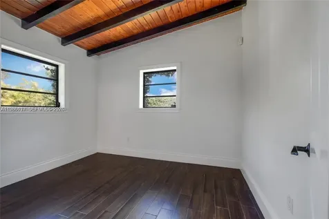 9005 SW 56th Street Miami FL 33165