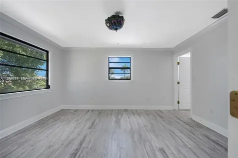 9005 SW 56th Street Miami FL 33165
