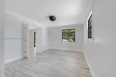 9005 SW 56th Street Miami FL 33165