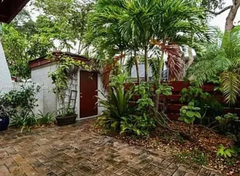 2991 Lakewood Lane Hollywood FL 33021
