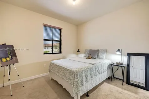 4233 SW 164th Court Miami FL 33185