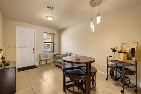 4233 SW 164th Court Miami FL 33185