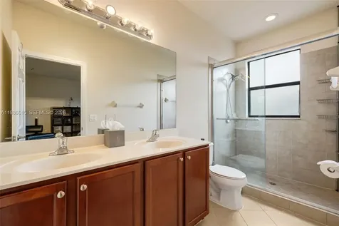 4233 SW 164th Court Miami FL 33185