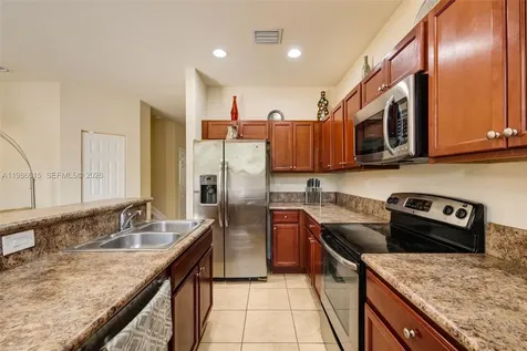 4233 SW 164th Court Miami FL 33185