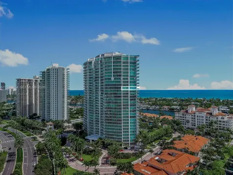19955 NE 38th Court Aventura FL 33180
