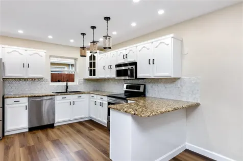 1507 Harding Street Hollywood FL 33020