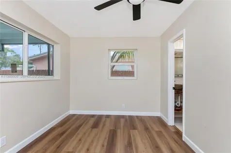 1507 Harding Street Hollywood FL 33020