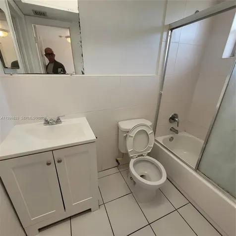 1370 NE 119th Street Miami FL 33161