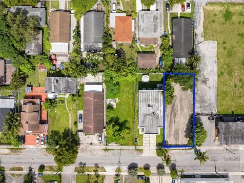 1976 NW 25th Avenue Miami FL 33125