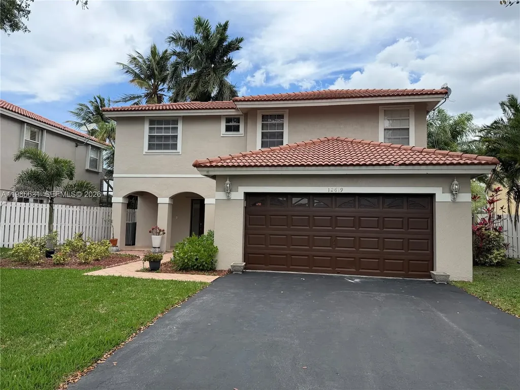 12619 NW 11th Place Sunrise FL 33323