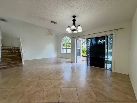12619 NW 11th Place Sunrise FL 33323