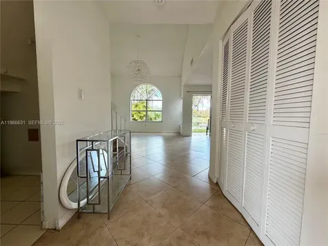 12619 NW 11th Place Sunrise FL 33323