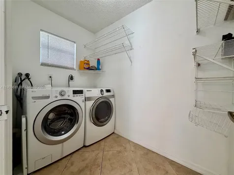 12619 NW 11th Place Sunrise FL 33323