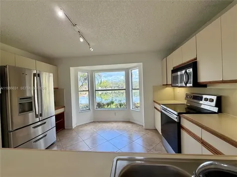 12619 NW 11th Place Sunrise FL 33323