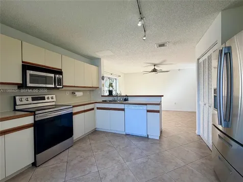 12619 NW 11th Place Sunrise FL 33323