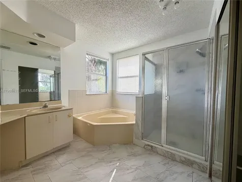 12619 NW 11th Place Sunrise FL 33323