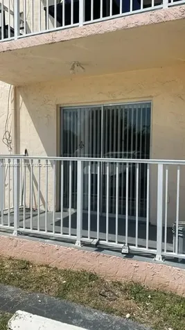 16465 NE 22nd Avenue North Miami Beach FL 33160