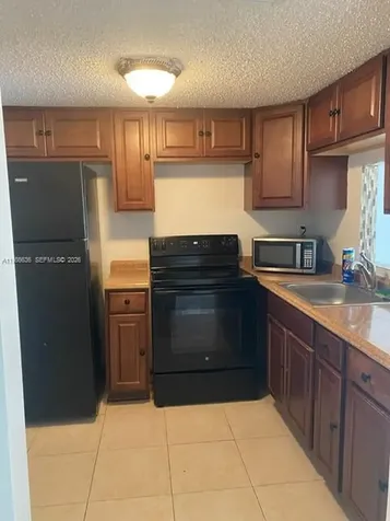 16465 NE 22nd Avenue North Miami Beach FL 33160